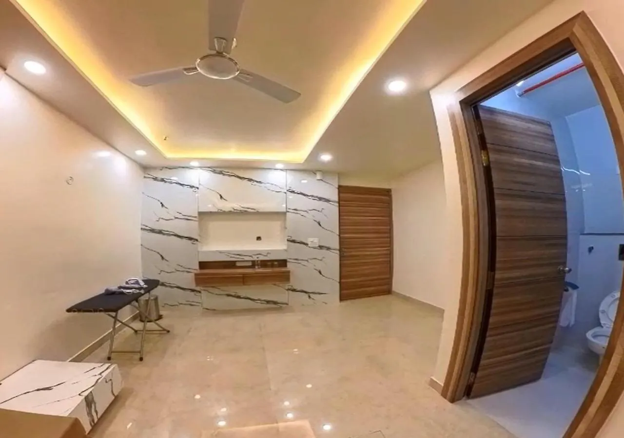 Hotel Prago By Green Deer Varanasi