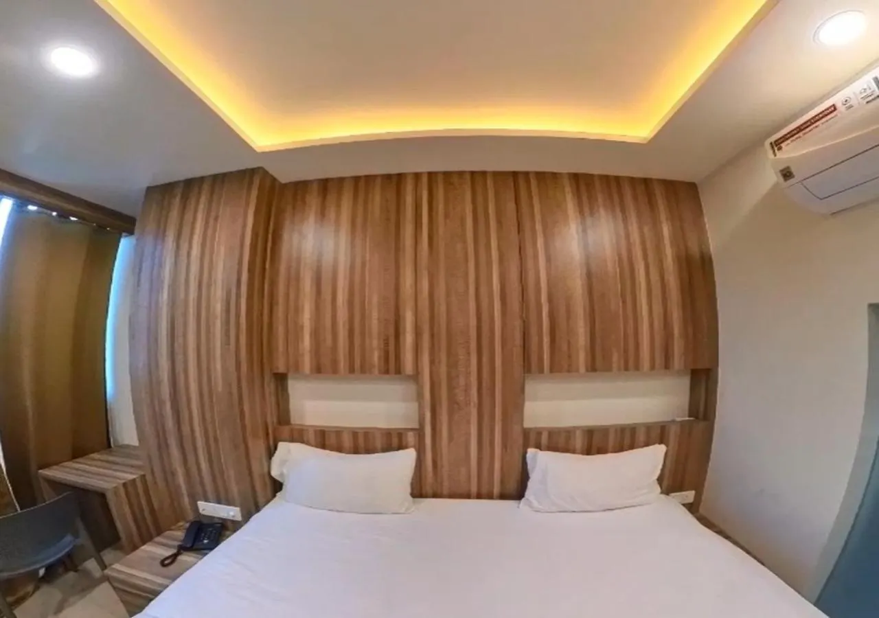 Hotel Prago By Green Deer Varanasi
