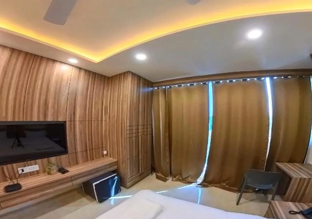 Hotel Prago By Green Deer Varanasi 3*,